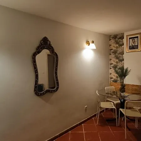 Cosy At Madragoa דירה